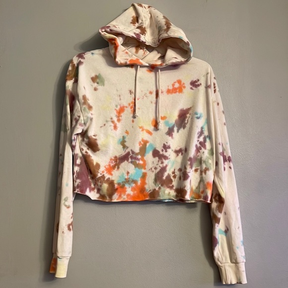 Wild Fable Women cropped tie dye hoodie sweatshirt
